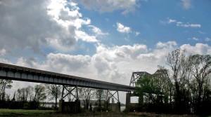 Mississippi Helena AR 4-9-2015 ramp